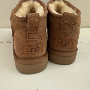 Brand new short ankle uggs